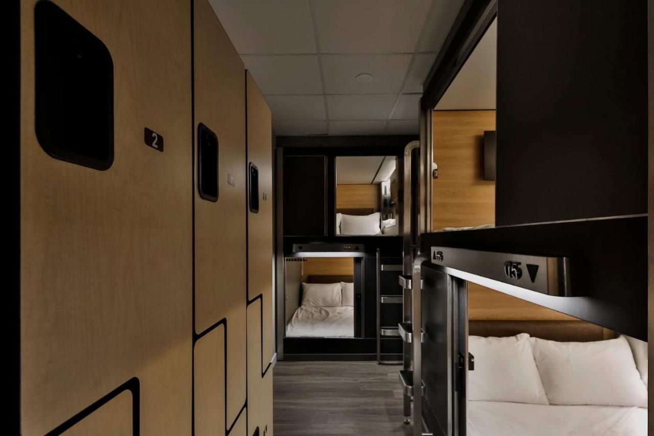 Pod Hotel Montreal Bagian luar foto