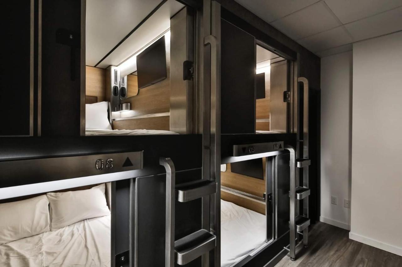 Pod Hotel Montreal Bagian luar foto
