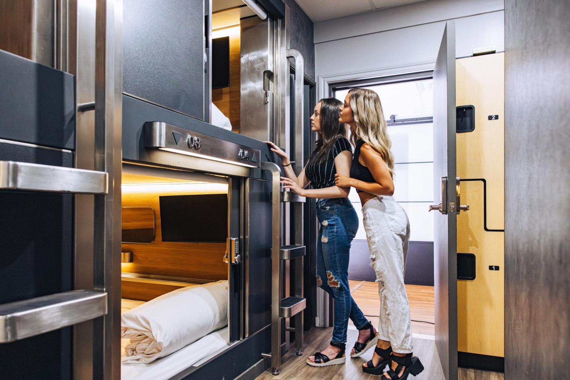 Pod Hotel Montreal Bagian luar foto