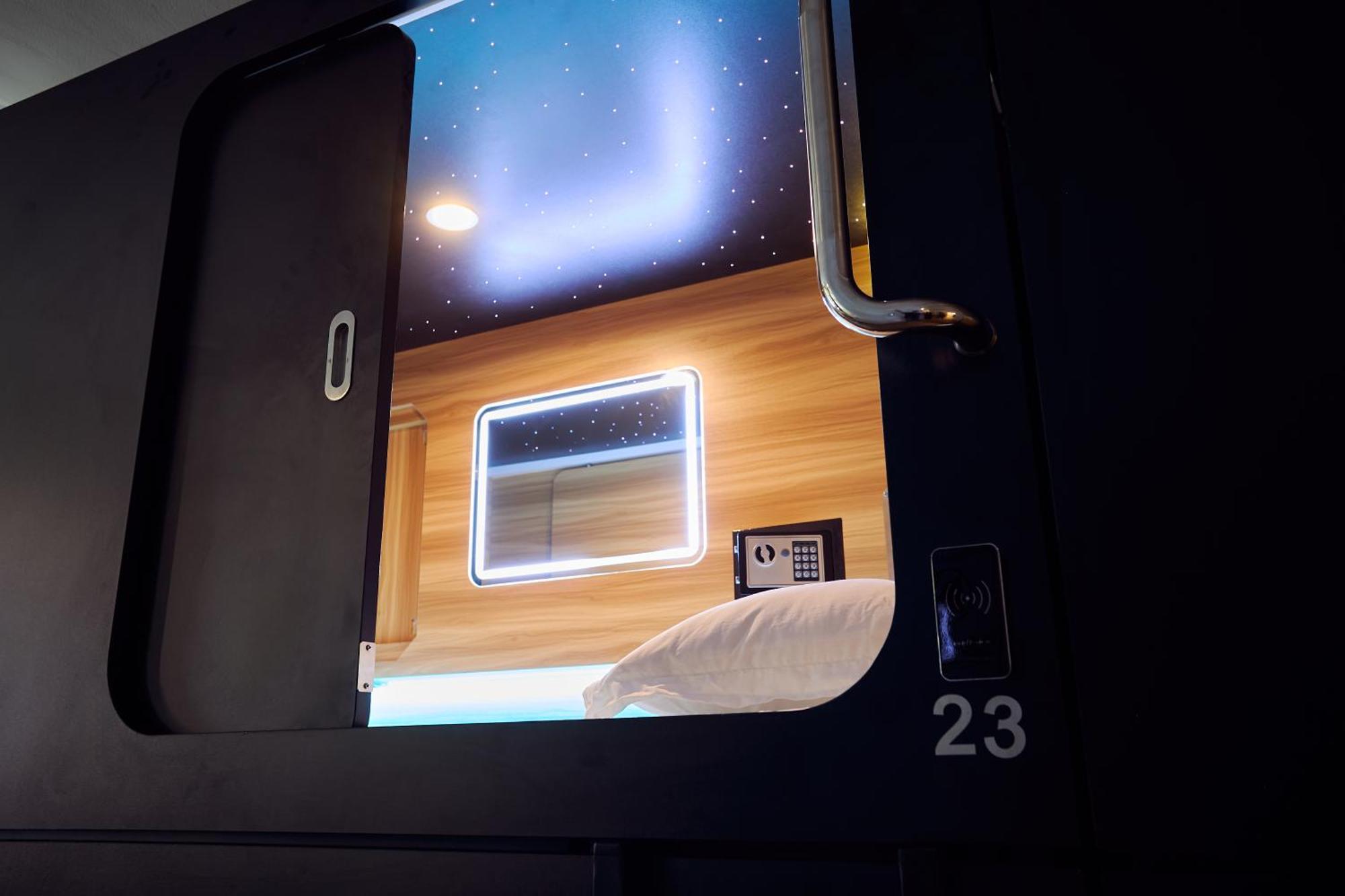 Pod Hotel Montreal Bagian luar foto