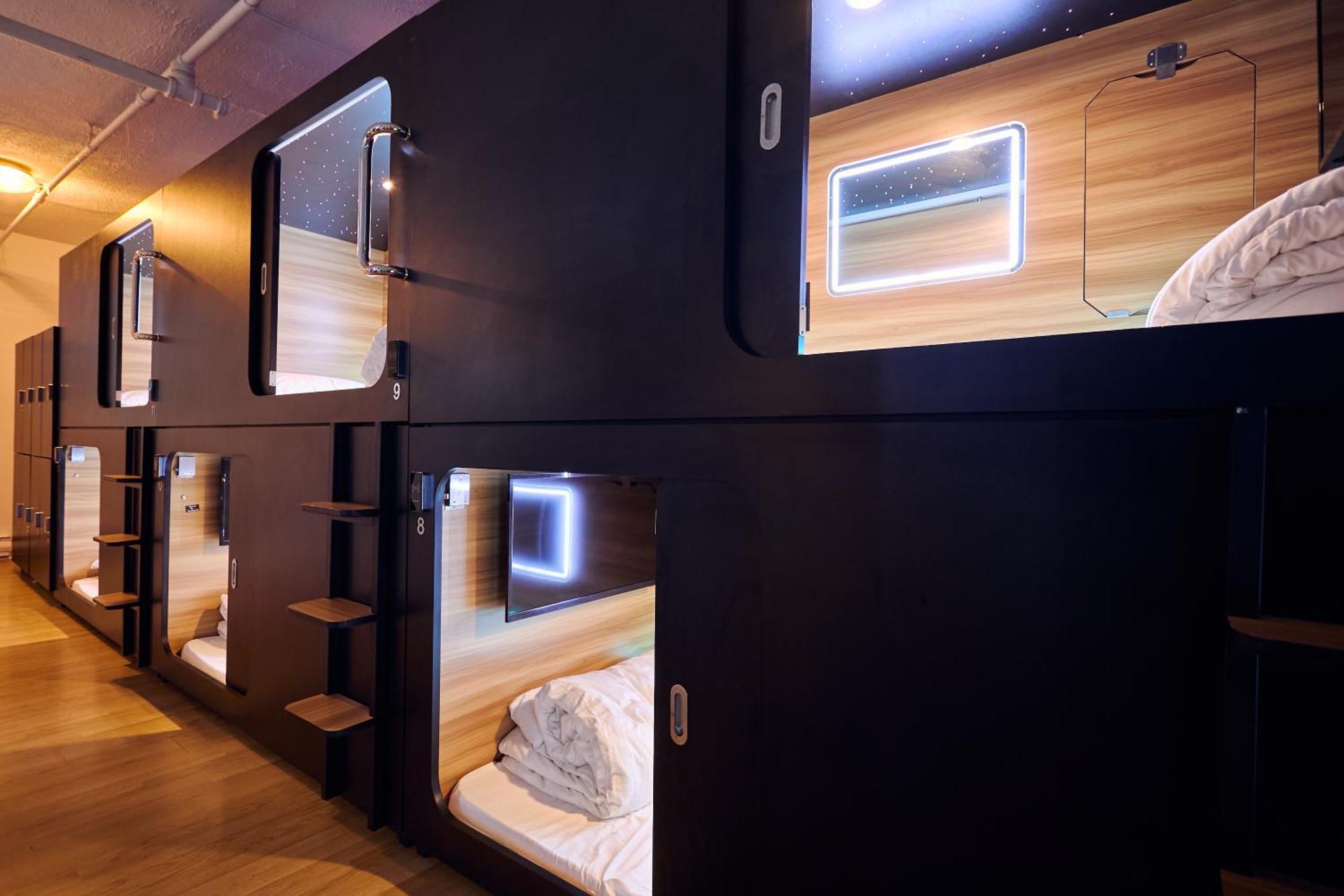 Pod Hotel Montreal Bagian luar foto